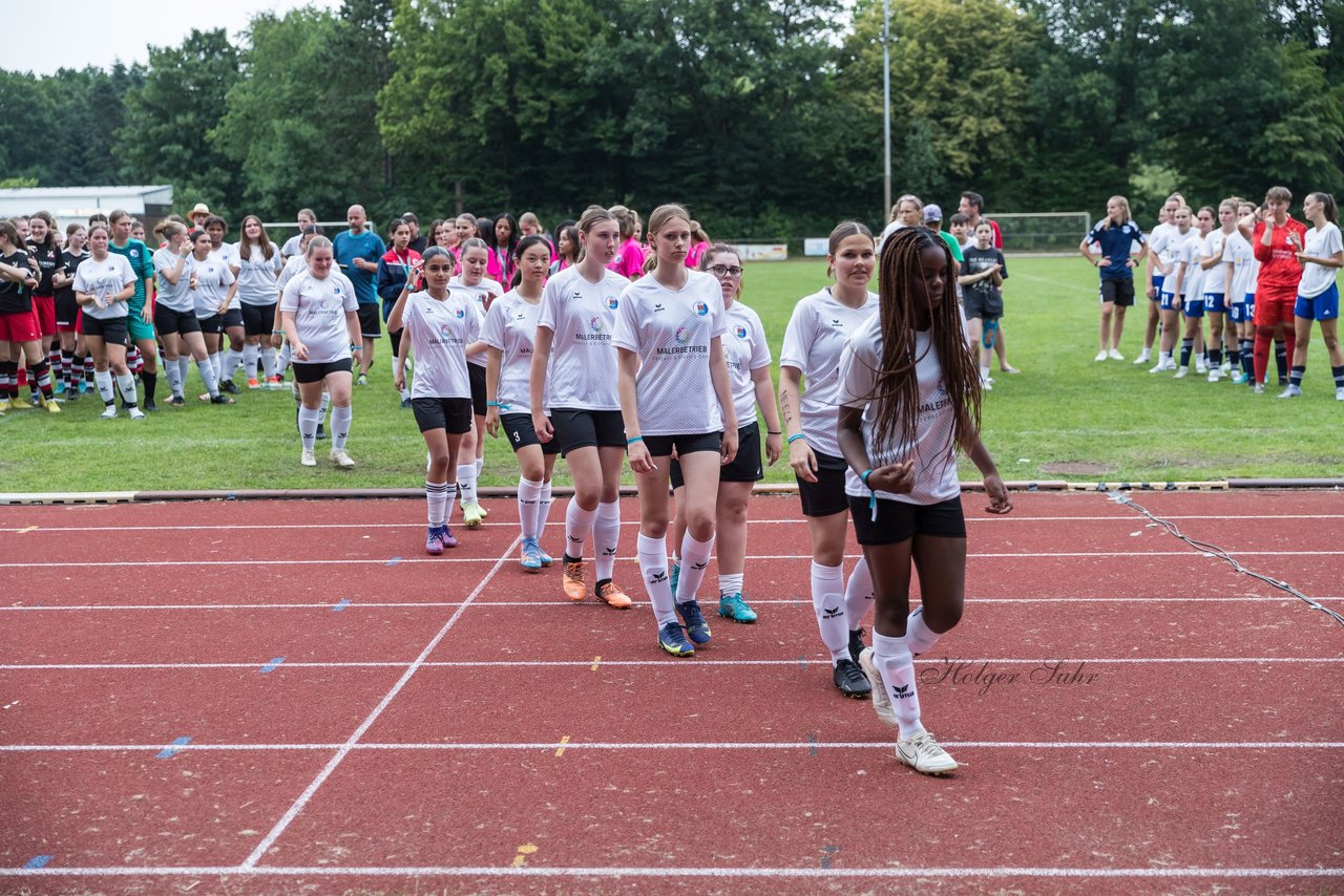 Bild 123 - Loewinnen Cup